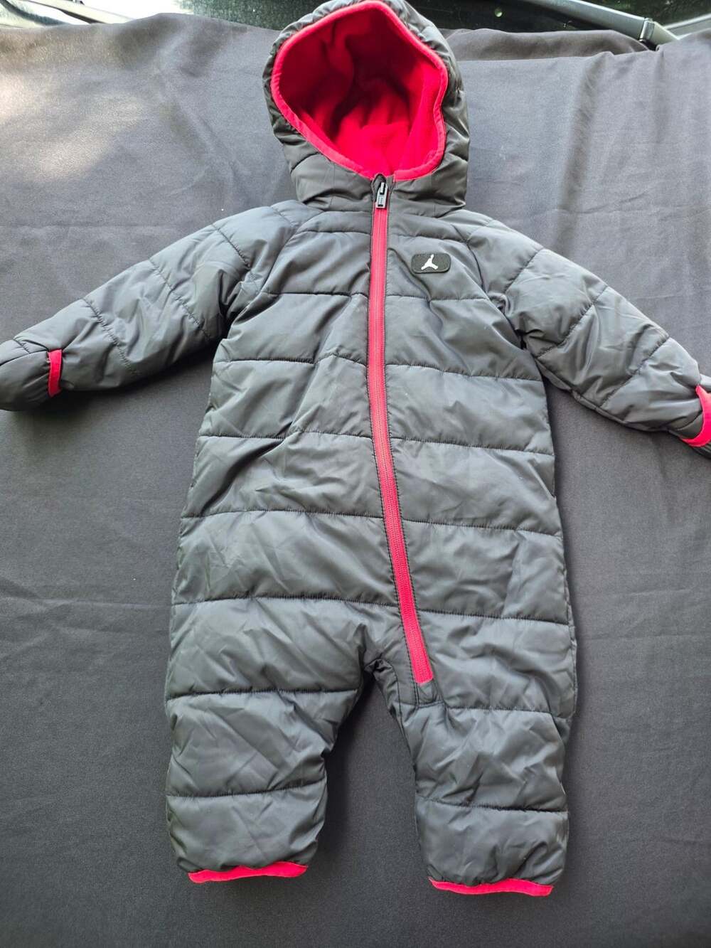 Jordan Baby Puffer Snowsuit Bunting 6-9M Black Red